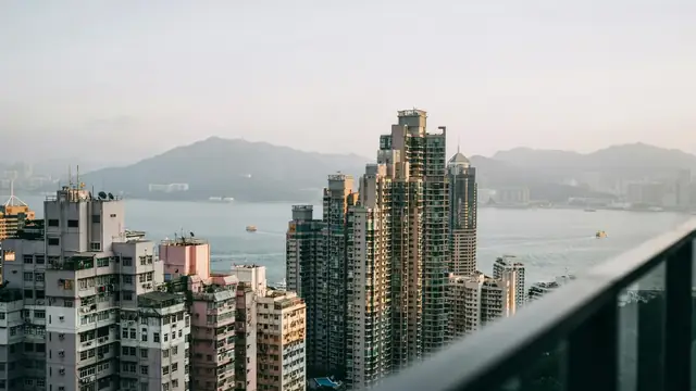 Illustration éditoriale : JLL : Les loyers des logements de luxe à Hong Kong devraient augmenter de 5 % en 2026